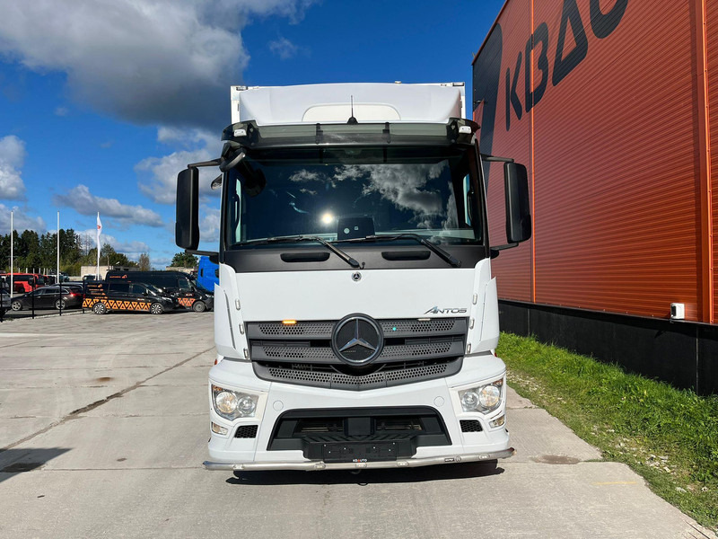 Mercedes-Benz Antos 2540L 6x2*4 THERMOKING UT SPECTRUM / BOX L=9522 mm - Рефрижератор: фото 2 Mercedes-Benz Antos 2540L 6x2*4 THERMOKING UT SPECTRUM / BOX L=9522 mm - Рефрижератор: фото 2