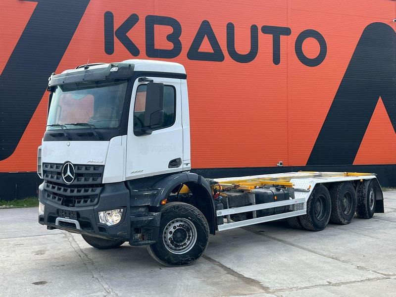 Mercedes-Benz Arocs 3232 8x4*4 ONLY 11775 KM !!! / CHASSIS L=7700 mm - Грузовик-шасси: фото 1 Mercedes-Benz Arocs 3232 8x4*4 ONLY 11775 KM !!! / CHASSIS L=7700 mm - Грузовик-шасси: фото 1