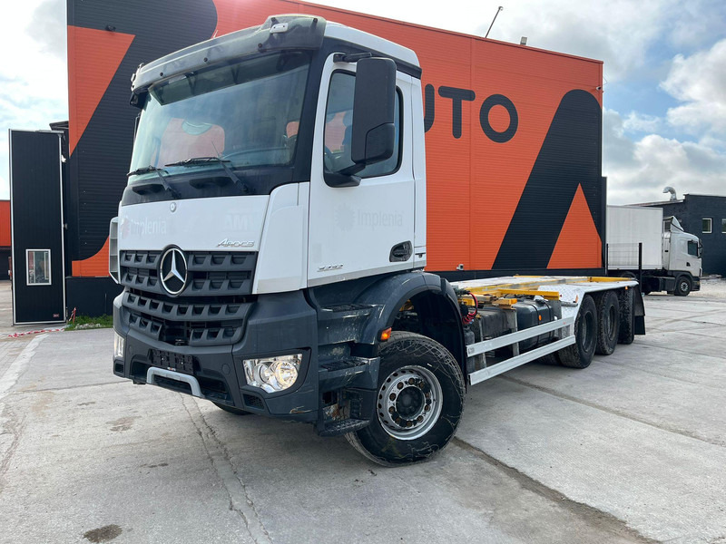 Mercedes-Benz Arocs 3232 8x4*4 ONLY 11775 KM !!! / CHASSIS L=7700 mm - Грузовик-шасси: фото 2 Mercedes-Benz Arocs 3232 8x4*4 ONLY 11775 KM !!! / CHASSIS L=7700 mm - Грузовик-шасси: фото 2