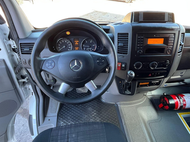 Микроавтобус, Пассажирский фургон Mercedes-Benz Sprinter 516 CDI 19 + 1 SEATS / DRIVER AC: фото 11