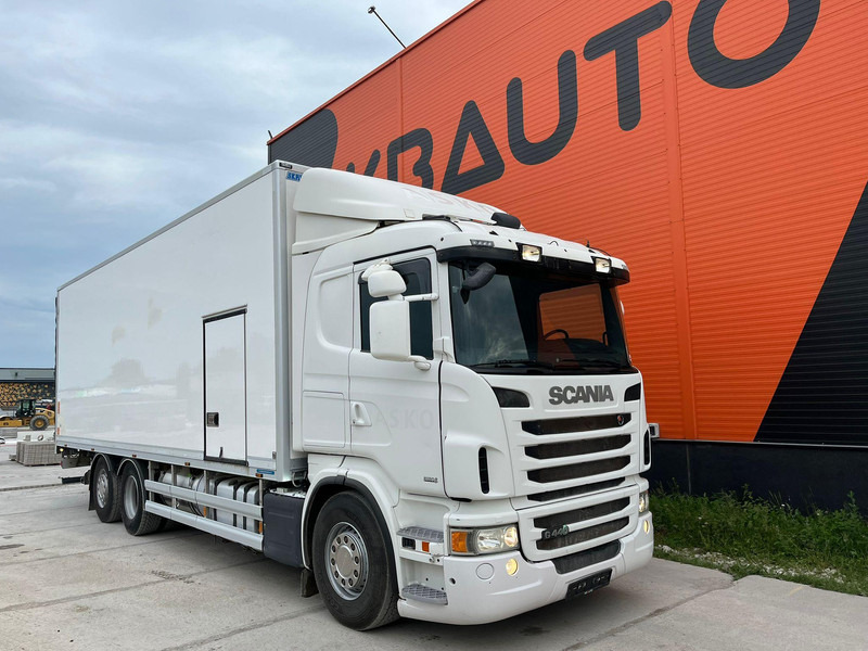 Scania G 440 6x2*4 EURO 6 ! / RETARDER / BOX L=8427 mm - Рефрижератор: фото 3 Scania G 440 6x2*4 EURO 6 ! / RETARDER / BOX L=8427 mm - Рефрижератор: фото 3