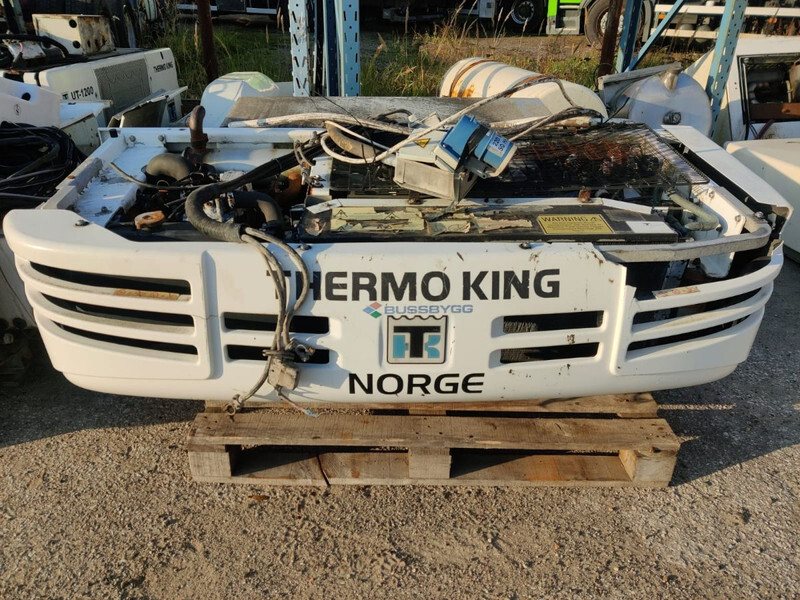 THERMO KING TS-300 REFRIGERATION UNIT / KÜLMASEADE - Кузов-рефрижератор: фото 2 THERMO KING TS-300 REFRIGERATION UNIT / KÜLMASEADE - Кузов-рефрижератор: фото 2