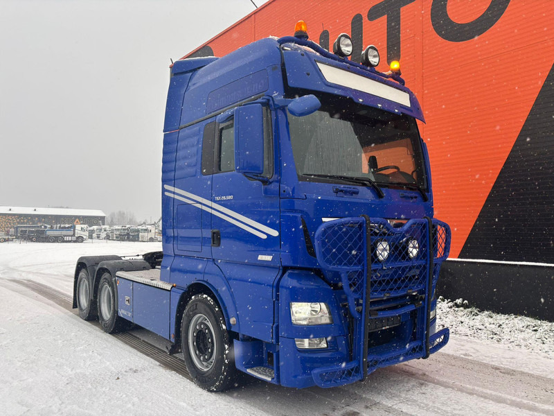 MAN TGX 28.580 6x2 XXL CAB / INTARDER / DOUBLE BOGIE - Тягач: фото 4 MAN TGX 28.580 6x2 XXL CAB / INTARDER / DOUBLE BOGIE - Тягач: фото 4