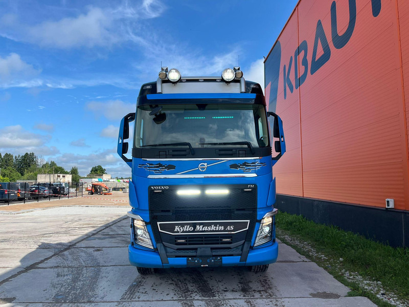 Volvo FH 540 6x4 GCW 80 ton / HYDRAULICS / RETARDER / BIG AXLES / TANDEM AXLE LIFT - Тягач: фото 2 Volvo FH 540 6x4 GCW 80 ton / HYDRAULICS / RETARDER / BIG AXLES / TANDEM AXLE LIFT - Тягач: фото 2