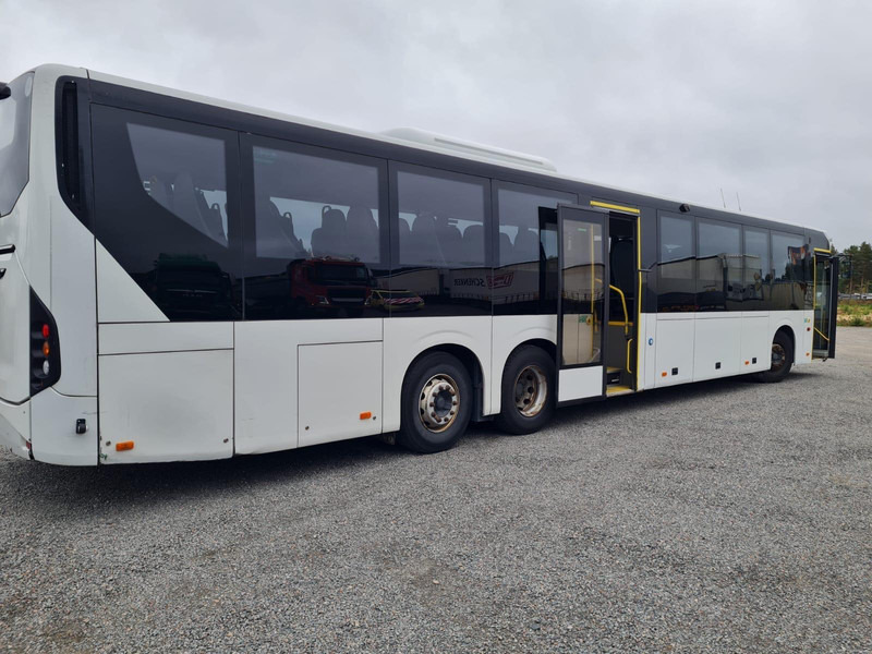Volvo 8900 B8R 6x2*4 EURO6 / 59 SEATS / AC / AUXILIARY HEATING / Wheelchair lift / - Пригородный автобус: фото 3 Volvo 8900 B8R 6x2*4 EURO6 / 59 SEATS / AC / AUXILIARY HEATING / Wheelchair lift / - Пригородный автобус: фото 3