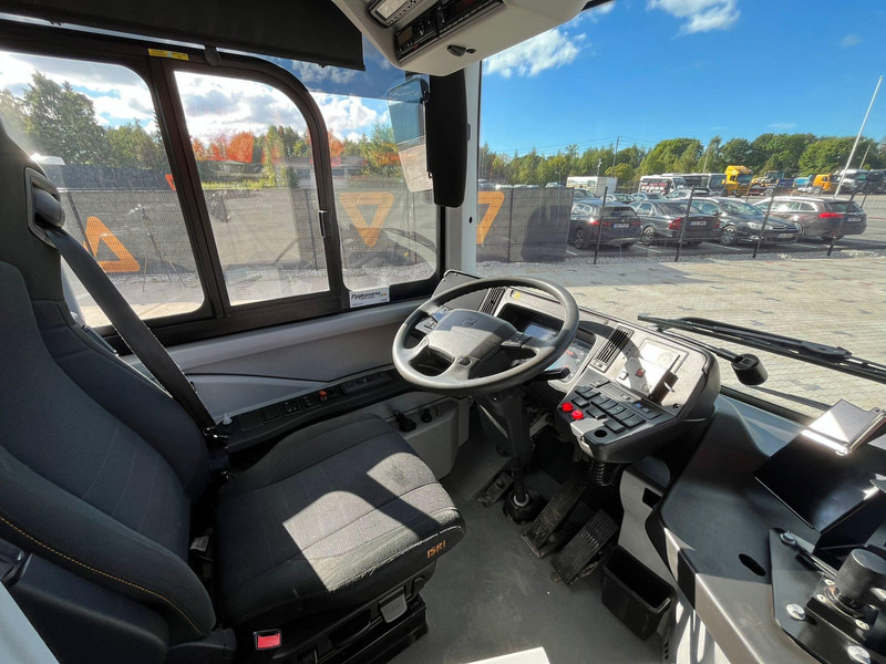 Пригородный автобус Volvo B8R 8900 LE 44 SEATS + 49 STANDING / AC / AUXILIARY HEATER: фото 9