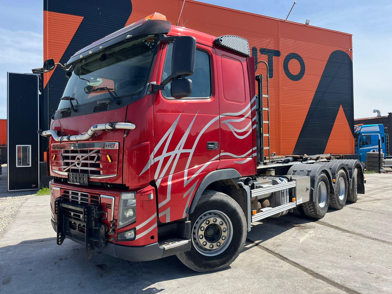 Volvo FH 16 700 8x4*4 HIAB XR 24 ton / L=5800 mm - Крюковой мультилифт: фото 2 Volvo FH 16 700 8x4*4 HIAB XR 24 ton / L=5800 mm - Крюковой мультилифт: фото 2