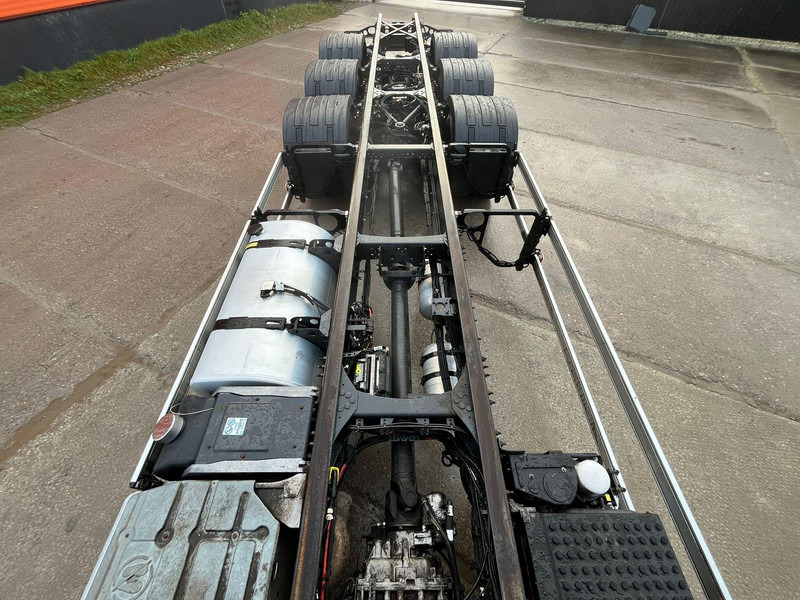 Грузовик-шасси Volvo FH 500 8x4*4 CHASSIS L=9398mm: фото 10