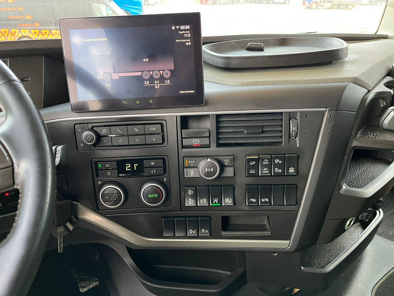 Грузовик-шасси Volvo FH 500 8x4*4 CHASSIS L=9398mm: фото 17