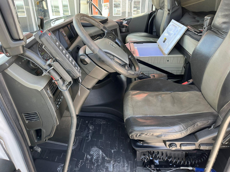 Крюковой мультилифт Volvo FH 540 6x4 HIAB 21 ton / L=5600 mm / RETARDER / TANDEM AXLE LIFT: фото 20 Крюковой мультилифт Volvo FH 540 6x4 HIAB 21 ton / L=5600 mm / RETARDER / TANDEM AXLE LIFT: фото 20