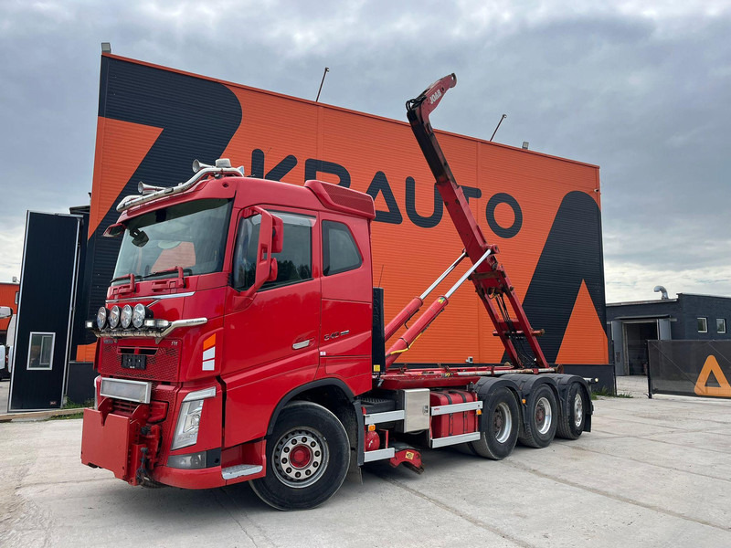 Volvo FH 540 8x4*4 JOAB L24 ton / L=5950 mm / UNDERBODY SCRAPER / RETARDER - Крюковой мультилифт: фото 2 Volvo FH 540 8x4*4 JOAB L24 ton / L=5950 mm / UNDERBODY SCRAPER / RETARDER - Крюковой мультилифт: фото 2