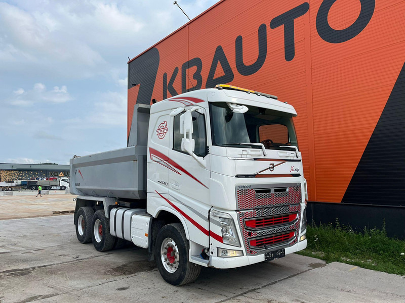 Volvo FH 540 RETARDER / BIG AXLES / TANDEM AXLE LIFT / BOX L=4523 - Самосвал: фото 4 Volvo FH 540 RETARDER / BIG AXLES / TANDEM AXLE LIFT / BOX L=4523 - Самосвал: фото 4