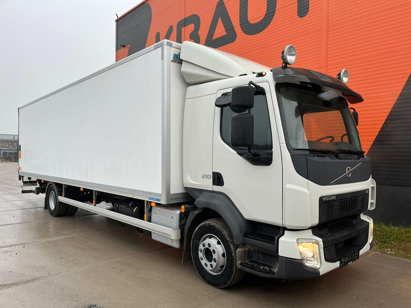Volvo FL 210 4x2 BOXHEATING / BOX L=8757 mm - Грузовик с закрытым кузовом: фото 4 Volvo FL 210 4x2 BOXHEATING / BOX L=8757 mm - Грузовик с закрытым кузовом: фото 4
