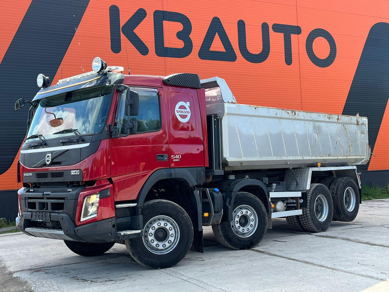 Volvo FMX 540 8x4 RETARDER / TANDEM AXLE LIFT / BIG AXLES - Самосвал: фото 1 Volvo FMX 540 8x4 RETARDER / TANDEM AXLE LIFT / BIG AXLES - Самосвал: фото 1