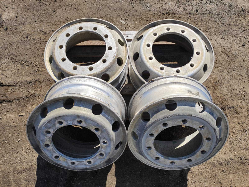 Alcoa rims for Volvo truck 22.5 x 9.00 / Volvo valuveljed - Шина для Грузовиков: фото 1 Alcoa rims for Volvo truck 22.5 x 9.00 / Volvo valuveljed - Шина для Грузовиков: фото 1