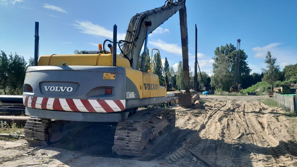 VOLVO Volvo EC360 - zasięg 21 m / dodatkowe ramię w zestawie - Гусеничный экскаватор: фото 2 VOLVO Volvo EC360 - zasięg 21 m / dodatkowe ramię w zestawie - Гусеничный экскаватор: фото 2