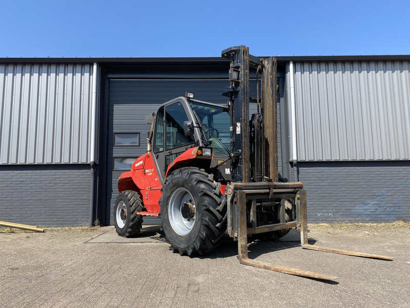 Manitou M 30-4 ST3B ST3B - Внедорожный погрузчик: фото 1 Manitou M 30-4 ST3B ST3B - Внедорожный погрузчик: фото 1