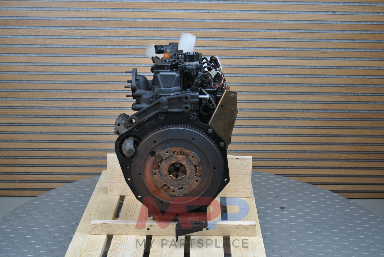 Yanmar 3TNM74 - Двигатель для Мини-экскаваторов: фото 1 Yanmar 3TNM74 - Двигатель для Мини-экскаваторов: фото 1