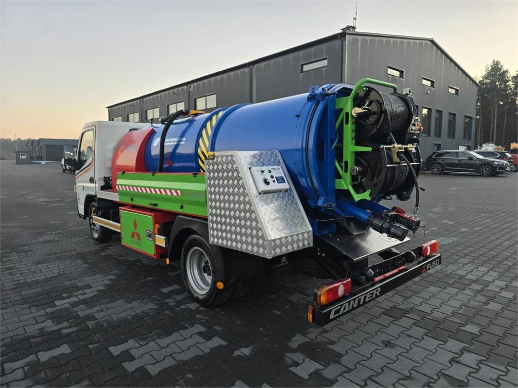 Mitsubishi ROM KOKS SMART COMBI WUKO HOT WATER FOR CLEANING S - Ассенизатор: фото 5 Mitsubishi ROM KOKS SMART COMBI WUKO HOT WATER FOR CLEANING S - Ассенизатор: фото 5