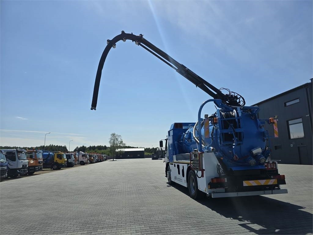 Ассенизатор Renault 4x2 WUKO RIVARD for collecting liquid waste: фото 8