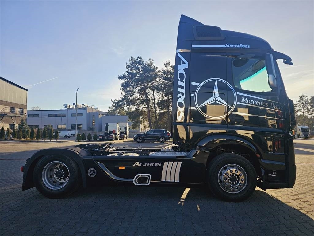 Mercedes-Benz ACTROS 1843  - Тягач: фото 5 Mercedes-Benz ACTROS 1843  - Тягач: фото 5