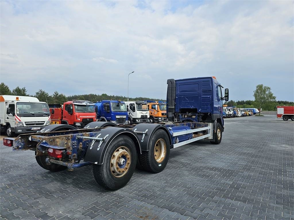 Volvo FH 16 470 KM 6x2 low mileage 229700 km !!!! - Рама/ Шасси для Грузовиков: фото 4 Volvo FH 16 470 KM 6x2 low mileage 229700 km !!!! - Рама/ Шасси для Грузовиков: фото 4