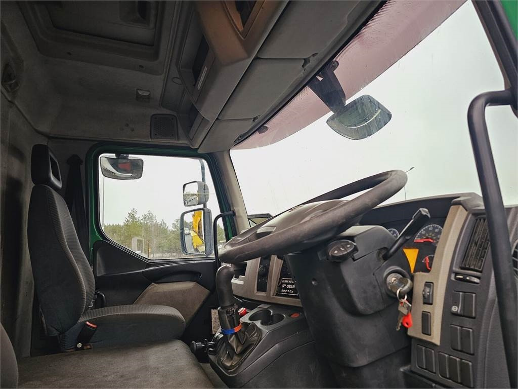 Ассенизатор Volvo FULLER TANKERS 2008 WUKO for collecting liquid was: фото 27 Ассенизатор Volvo FULLER TANKERS 2008 WUKO for collecting liquid was: фото 27