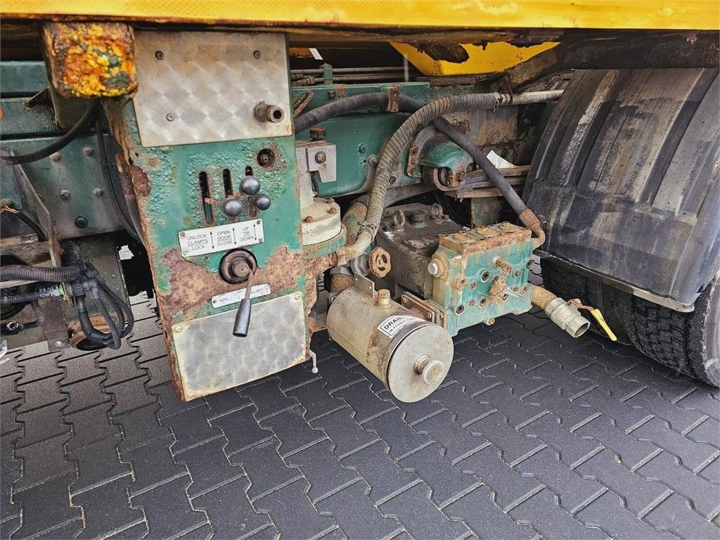 Ассенизатор Volvo FULLER TANKERS 2008 WUKO for collecting liquid was: фото 11 Ассенизатор Volvo FULLER TANKERS 2008 WUKO for collecting liquid was: фото 11