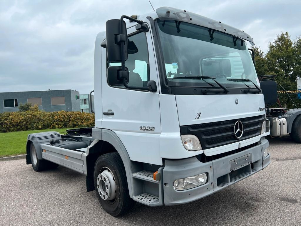Mercedes-Benz Atego 1328 LS 4x2 + Diagnose Auflieger - Тягач: фото 4 Mercedes-Benz Atego 1328 LS 4x2 + Diagnose Auflieger - Тягач: фото 4