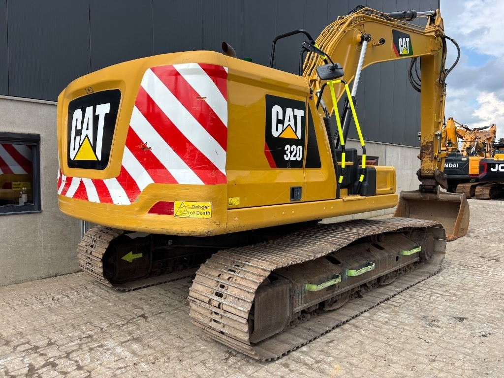 CAT 320 - Гусеничный экскаватор: фото 5 CAT 320 - Гусеничный экскаватор: фото 5