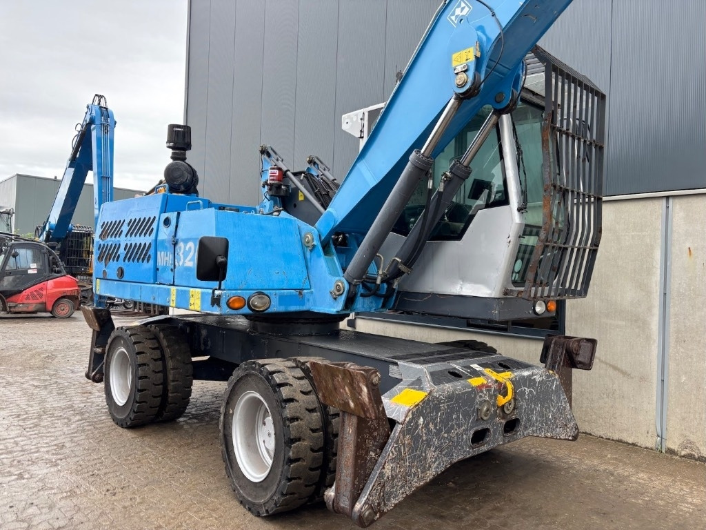 Перегружатель Fuchs MHL 320 D: фото 9