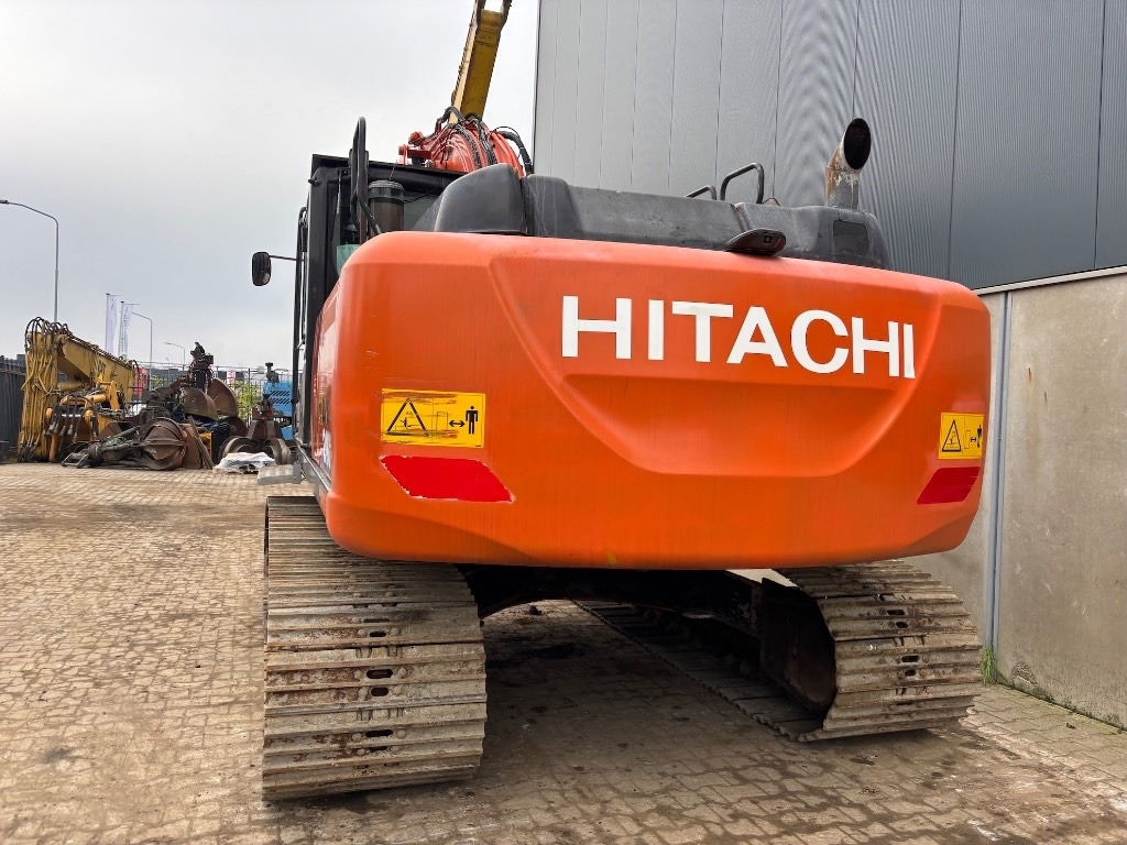 Hitachi ZX 210 LC-6 - ZX210LC - Гусеничный экскаватор: фото 4 Hitachi ZX 210 LC-6 - ZX210LC - Гусеничный экскаватор: фото 4