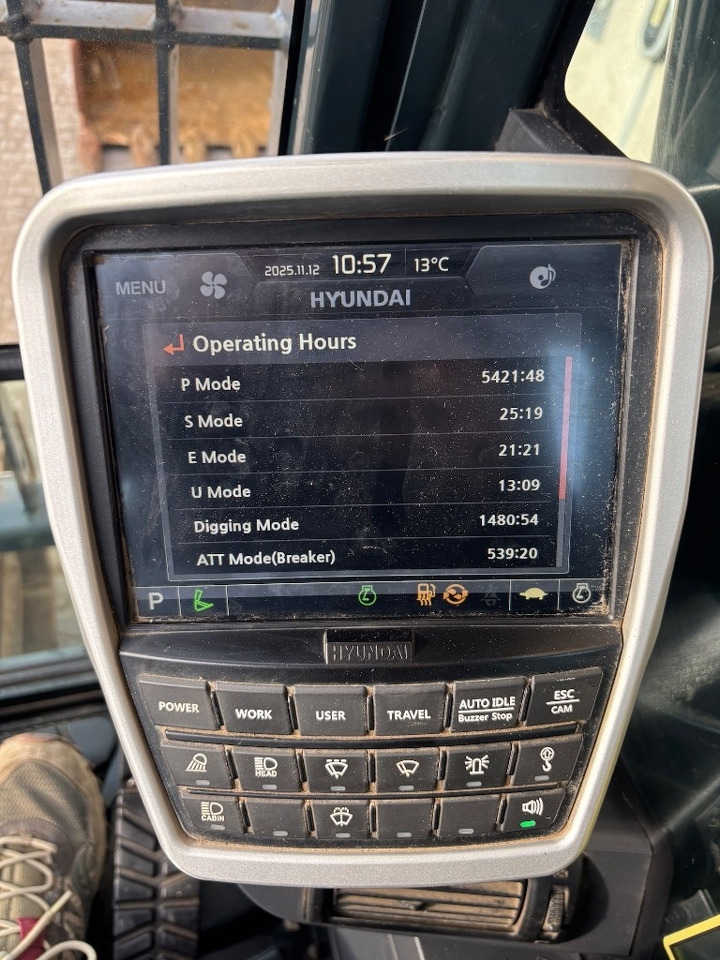 Гусеничный экскаватор Hyundai HX 380 L - HX380 - HX 330: фото 20 Гусеничный экскаватор Hyundai HX 380 L - HX380 - HX 330: фото 20