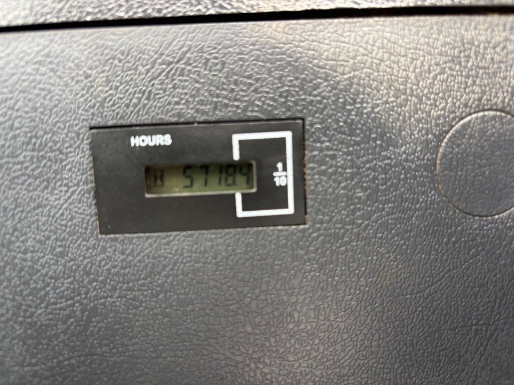 Гусеничный экскаватор Hyundai HX 380 L - HX380 - HX 330: фото 18 Гусеничный экскаватор Hyundai HX 380 L - HX380 - HX 330: фото 18