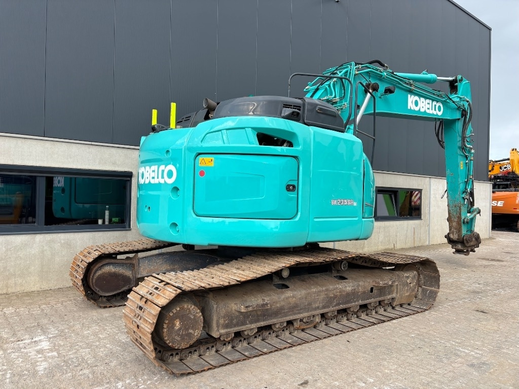 Kobelco SK 230 SR LC - SK230SRLC-5 - SK230 - Гусеничный экскаватор: фото 5 Kobelco SK 230 SR LC - SK230SRLC-5 - SK230 - Гусеничный экскаватор: фото 5