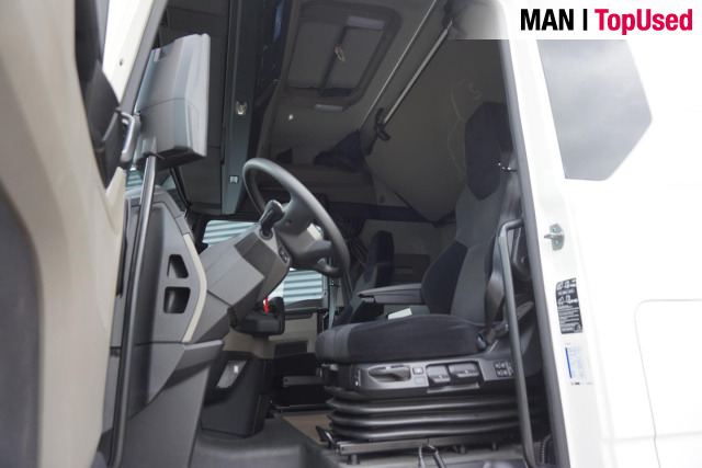 MAN TGX 18.480 4x2 BL SA / OptiView / 2 Tanks / LED - Тягач: фото 4 MAN TGX 18.480 4x2 BL SA / OptiView / 2 Tanks / LED - Тягач: фото 4