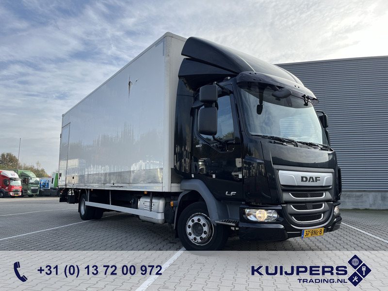 DAF LF 180 FA Euro 6 / 12 Ton / 400 dkm / Box / Laadklep - Грузовик с закрытым кузовом: фото 1 DAF LF 180 FA Euro 6 / 12 Ton / 400 dkm / Box / Laadklep - Грузовик с закрытым кузовом: фото 1