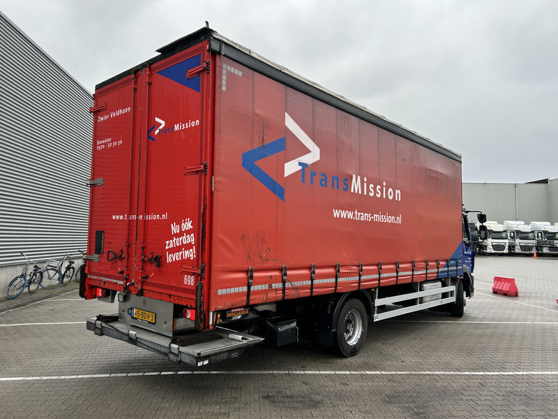 DAF LF 210 FA / 12 Ton / 471 dkm / Curtainside / Loadlift / APK TUV 06-26 - Тентованный грузовик: фото 2 DAF LF 210 FA / 12 Ton / 471 dkm / Curtainside / Loadlift / APK TUV 06-26 - Тентованный грузовик: фото 2