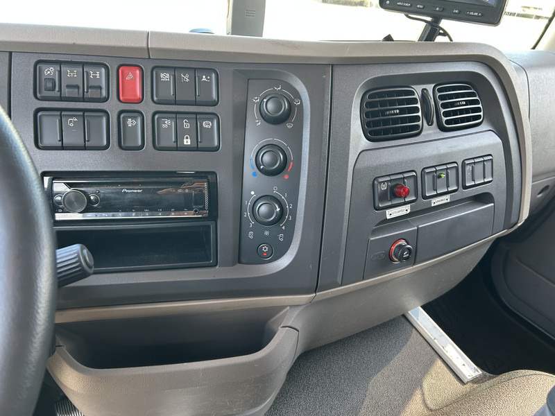 DAF LF 320 FA / Effer 175.2/c3s Crane / 363 dkm / Plateau / NL Truck - Автоманипулятор: фото 5 DAF LF 320 FA / Effer 175.2/c3s Crane / 363 dkm / Plateau / NL Truck - Автоманипулятор: фото 5