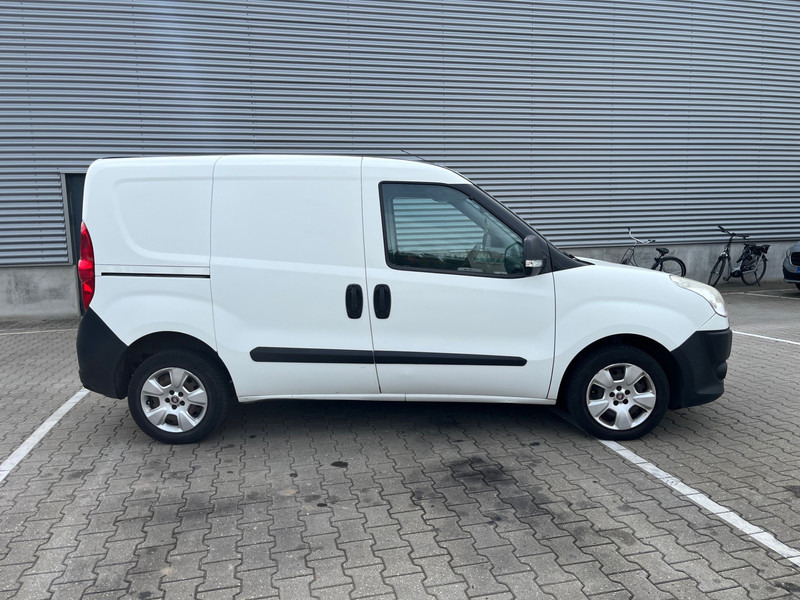 Fiat Dobló Cargo 1.3 MultiJet / NL Van - Легковой фургон: фото 2 Fiat Dobló Cargo 1.3 MultiJet / NL Van - Легковой фургон: фото 2