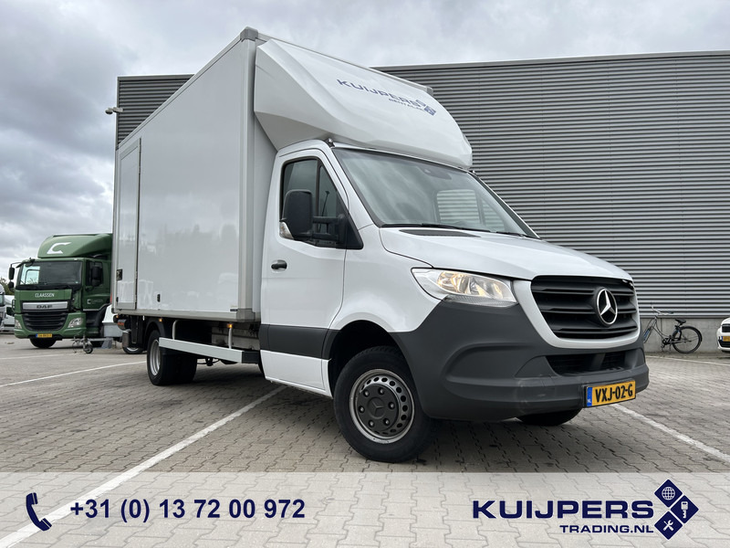 Mercedes-Benz Sprinter 515 1.9 CDI / 126 dkm / Box 4.4 mtr / Laadklep / APK 07-26 - Фургон с закрытым кузовом: фото 1 Mercedes-Benz Sprinter 515 1.9 CDI / 126 dkm / Box 4.4 mtr / Laadklep / APK 07-26 - Фургон с закрытым кузовом: фото 1