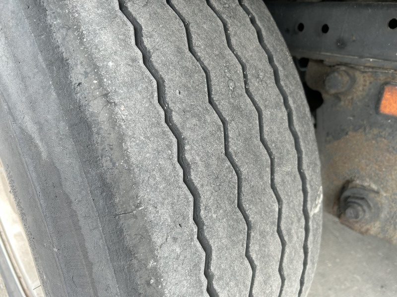 Полуприцеп-фургон Pacton T2-001 / Box / Loadlift / BPW Drum / NL Trailer: фото 10 Полуприцеп-фургон Pacton T2-001 / Box / Loadlift / BPW Drum / NL Trailer: фото 10