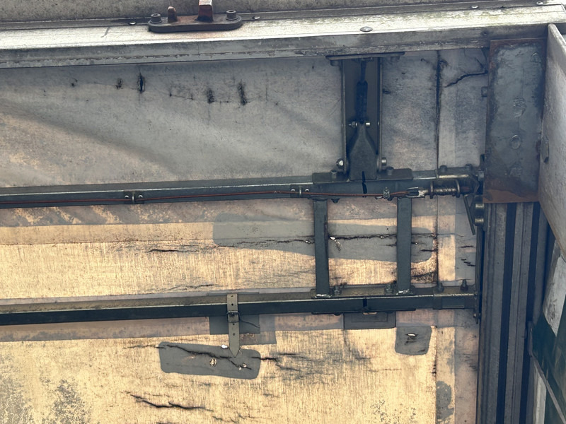 Samro ST39WGPE / Curtainside Trailer / BPW Disk / APK TUV 02-26 - Тентованный полуприцеп: фото 4 Samro ST39WGPE / Curtainside Trailer / BPW Disk / APK TUV 02-26 - Тентованный полуприцеп: фото 4