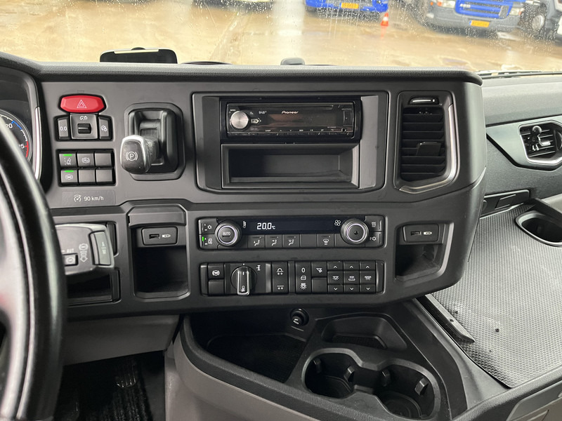Scania R410 Highline / BDF Box + Wecon AWZ 218 / BDF Box / 448 dkm / NL Truck + Trailer - Грузовик-контейнеровоз/ Сменный кузов: фото 5 Scania R410 Highline / BDF Box + Wecon AWZ 218 / BDF Box / 448 dkm / NL Truck + Trailer - Грузовик-контейнеровоз/ Сменный кузов: фото 5