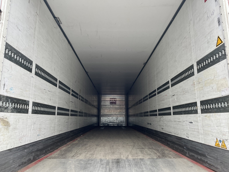 Schmitz Cargobull SCB S2 / Box Trailer / 2 axle / Loadlift / APK TUV 04-26 - Полуприцеп-фургон: фото 3 Schmitz Cargobull SCB S2 / Box Trailer / 2 axle / Loadlift / APK TUV 04-26 - Полуприцеп-фургон: фото 3