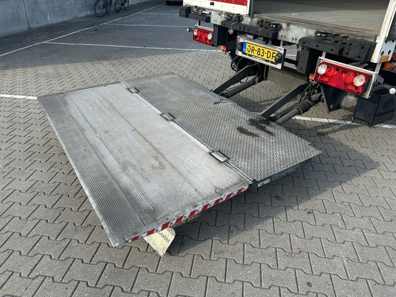 Schmitz Cargobull SCB S3B / Box / Loadlift / 2x Liftas / APK 03-26 - Полуприцеп-фургон: фото 5 Schmitz Cargobull SCB S3B / Box / Loadlift / 2x Liftas / APK 03-26 - Полуприцеп-фургон: фото 5