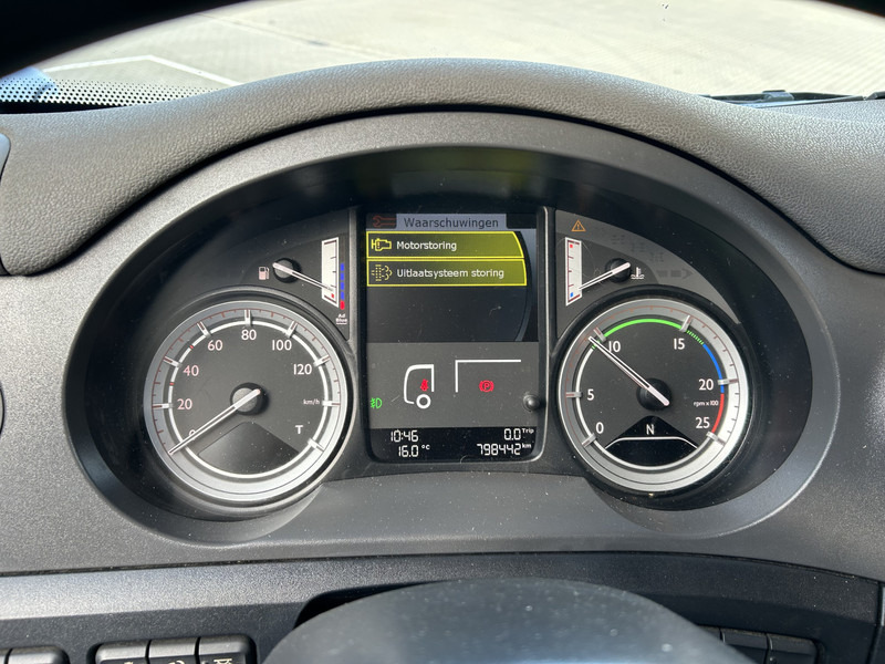 DAF CF 400 FT Space Cab / 798 dkm / NL Truck / APK TUV 07-26 - Тягач: фото 4 DAF CF 400 FT Space Cab / 798 dkm / NL Truck / APK TUV 07-26 - Тягач: фото 4