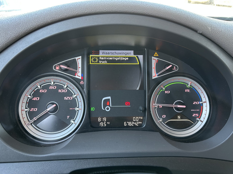 DAF CF 410 FT Space Cab / 678 dkm / Smart Tacho V2 / APK TUV 11-25 - Тягач: фото 4 DAF CF 410 FT Space Cab / 678 dkm / Smart Tacho V2 / APK TUV 11-25 - Тягач: фото 4