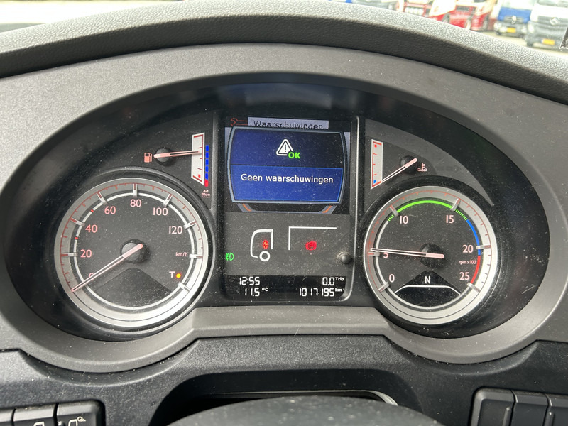 DAF XF 440 FT SC / Smart Tacho V2 / 2 Tanks / Stand Klima - Тягач: фото 4 DAF XF 440 FT SC / Smart Tacho V2 / 2 Tanks / Stand Klima - Тягач: фото 4