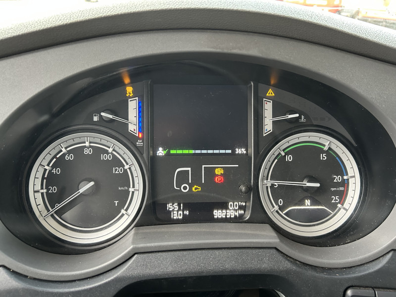 DAF XF 440 FT SC / Smart Tacho V2 / 2 Tanks / Stand Klima - Тягач: фото 4 DAF XF 440 FT SC / Smart Tacho V2 / 2 Tanks / Stand Klima - Тягач: фото 4